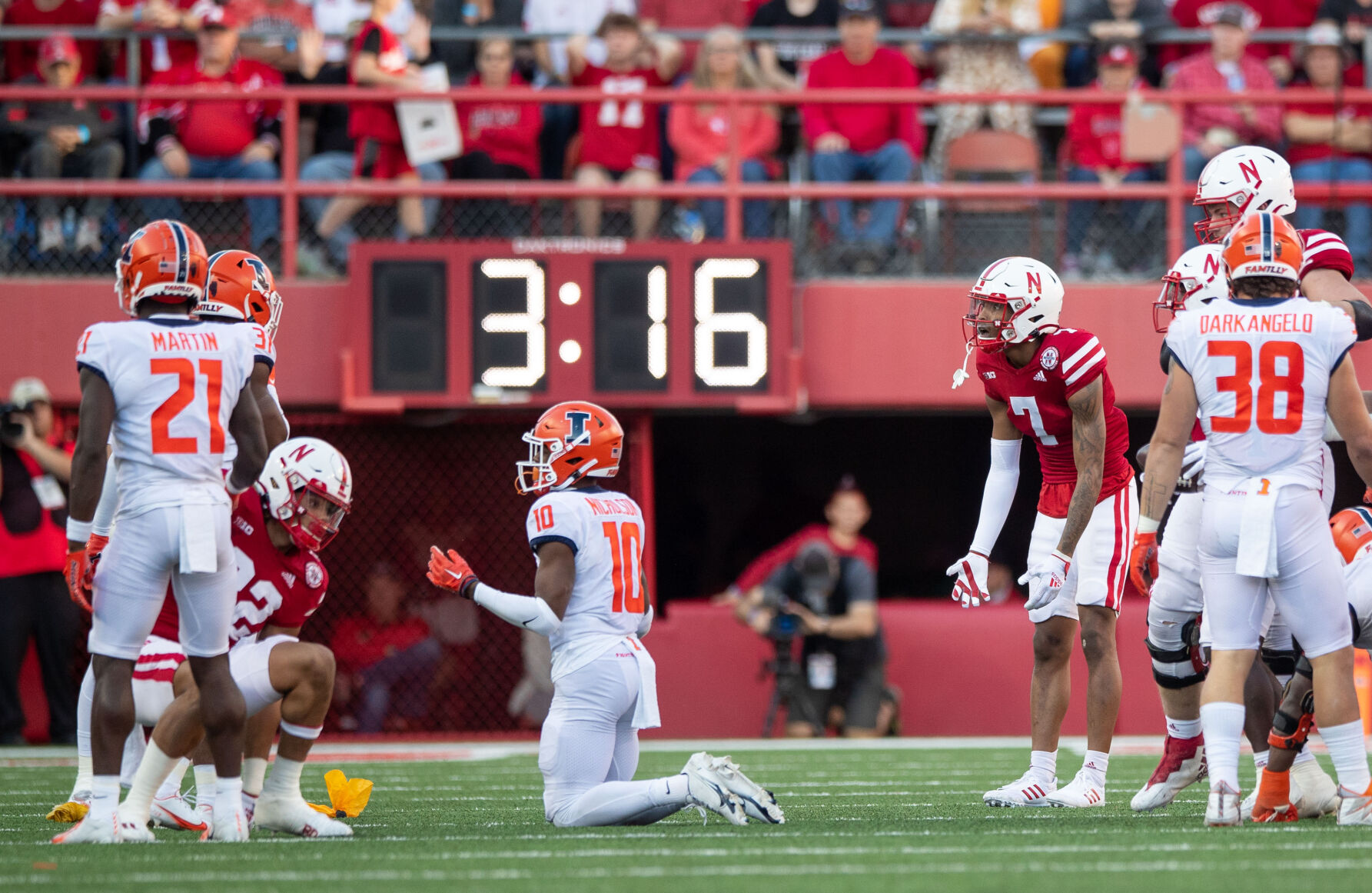 103022-owh-spo-nebraskaillinois-kc0027.JPG